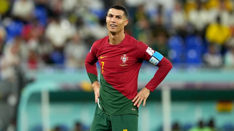 top-cac-cau-thu-bong-da-dep-trai-nhat-the-gioi-hien-nay-cristiano-ronaldo